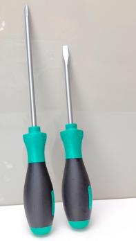 Отвертка Kamatools SL 3,0*75 0512051